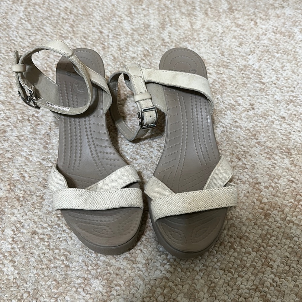 Croc Wedges